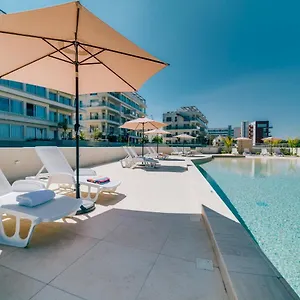  Apartment Emerald Suites Luxury